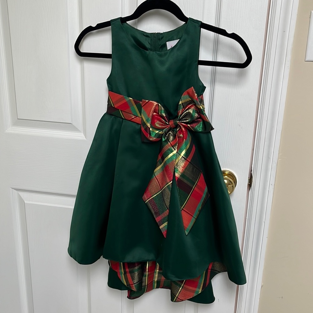 Girls green Holiday dress
